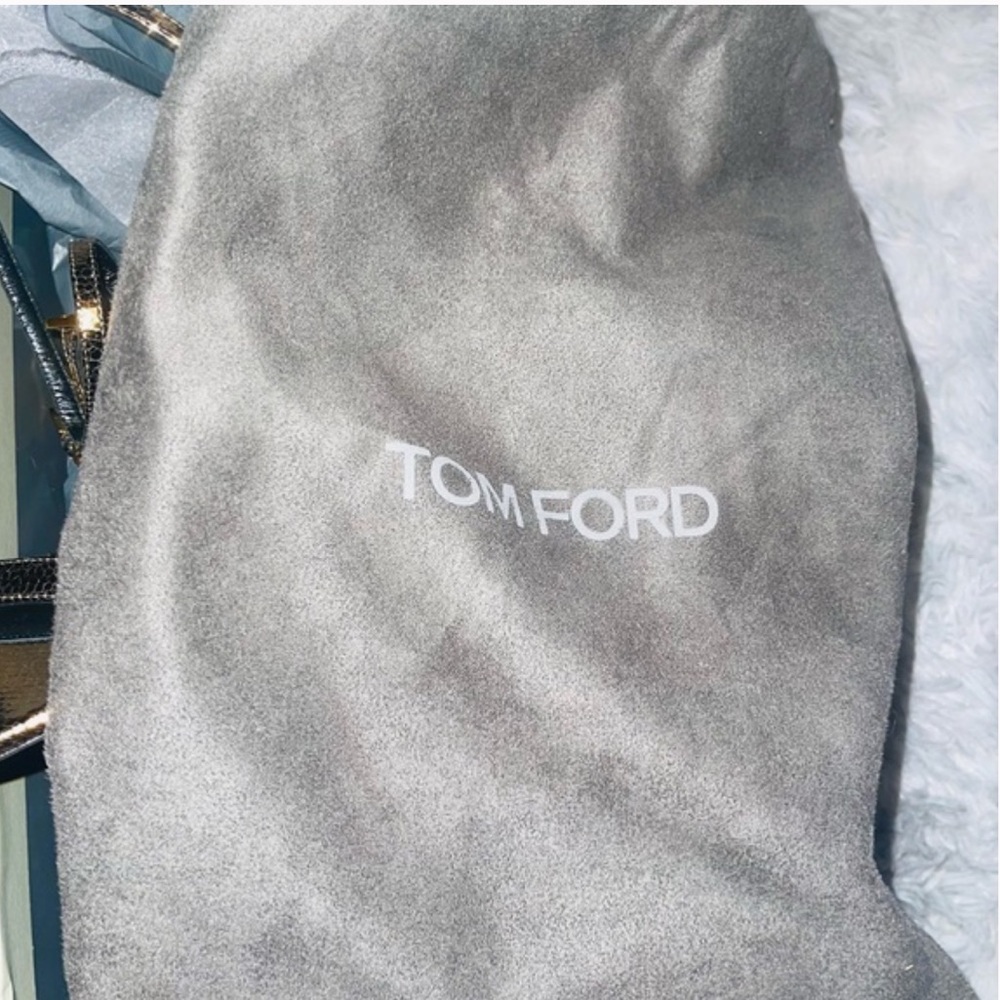 TOM FORD
Metallic Lizard-Print Lock High-Heel Sandals 105mm - Picture 6 of 6